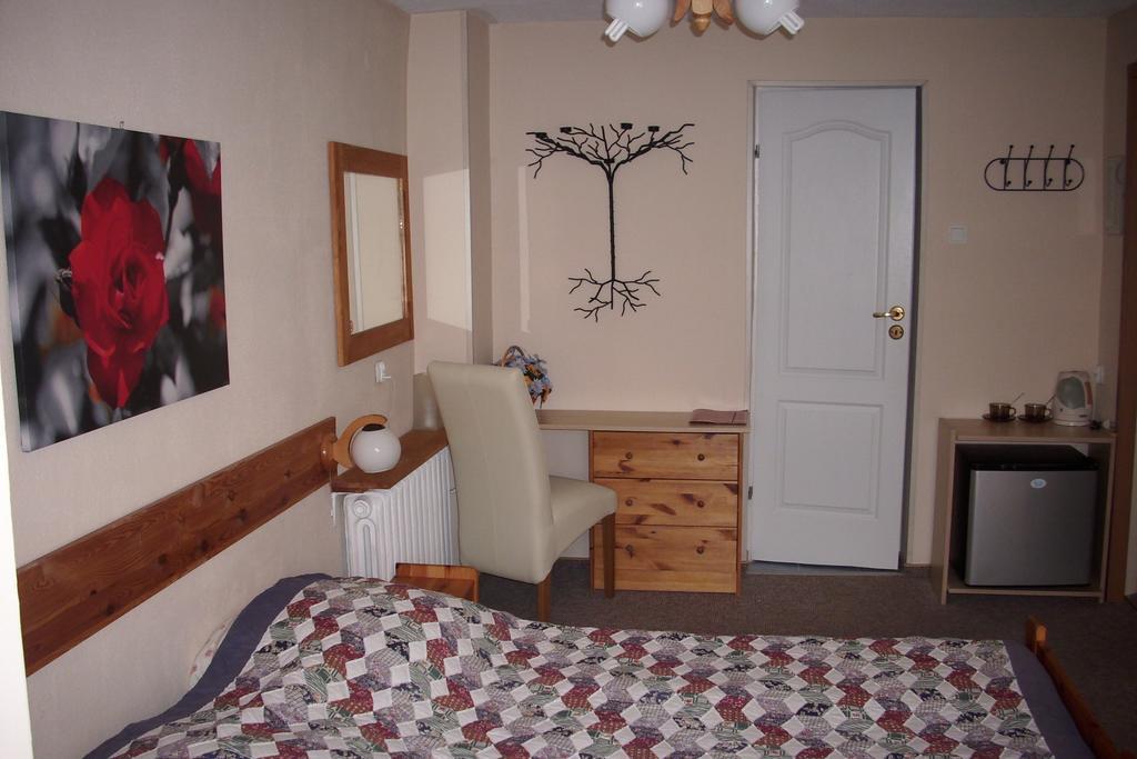 Pensjonat Willa Edyta Mrągowo Habitación foto